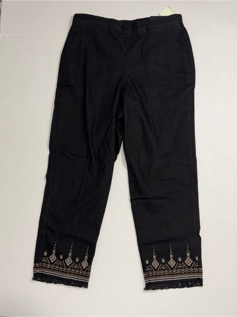 Alfred Dunner Petite Ebony Embroidered Fringe Hem Denim Ankle Pants 8P